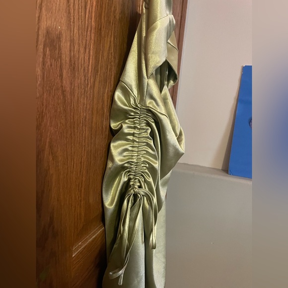 Green size M windsor dress - Picture 2 of 3